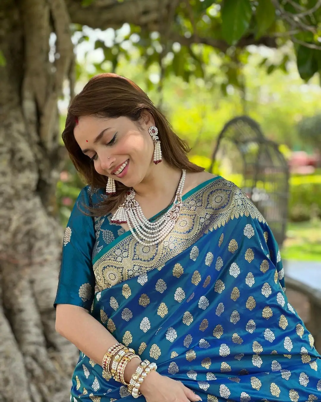 ANKITA LOKHANDE IN SOUTH INDIAN TRADITIONAL BLUE SAREE BLOUSE 6